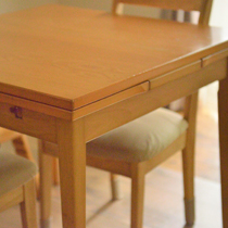 ダイニングテーブル・椅子セット